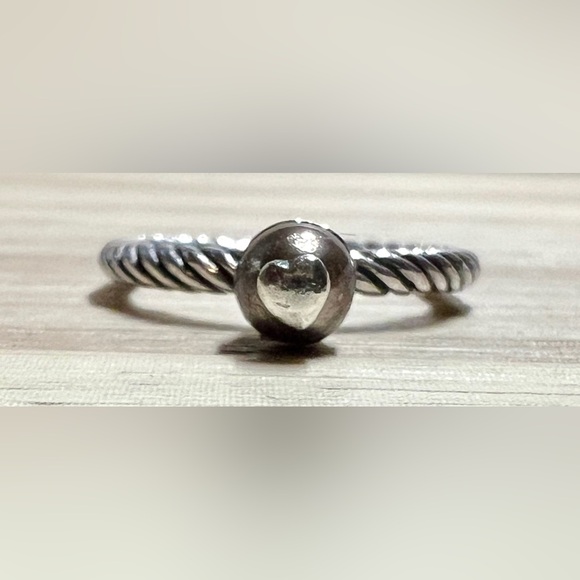 Vintage Sterling Silver Brown Pearl & Heart Twisted Eternity Ring, Size 5.75, 3g - Picture 2 of 11